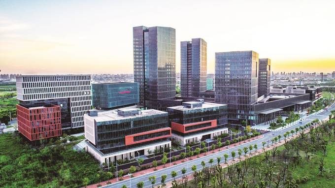 苏州工业园区正全力推动四大产业园&mdash;&mdash;高端制造与国际贸易区金光科技